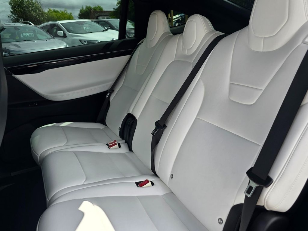 Used Tesla Model X 2017 for sale - 76768136: Photo 10