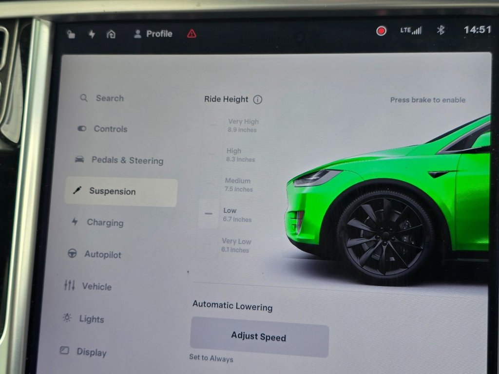 Used Tesla Model X 2017 for sale - 76768136: Photo 16