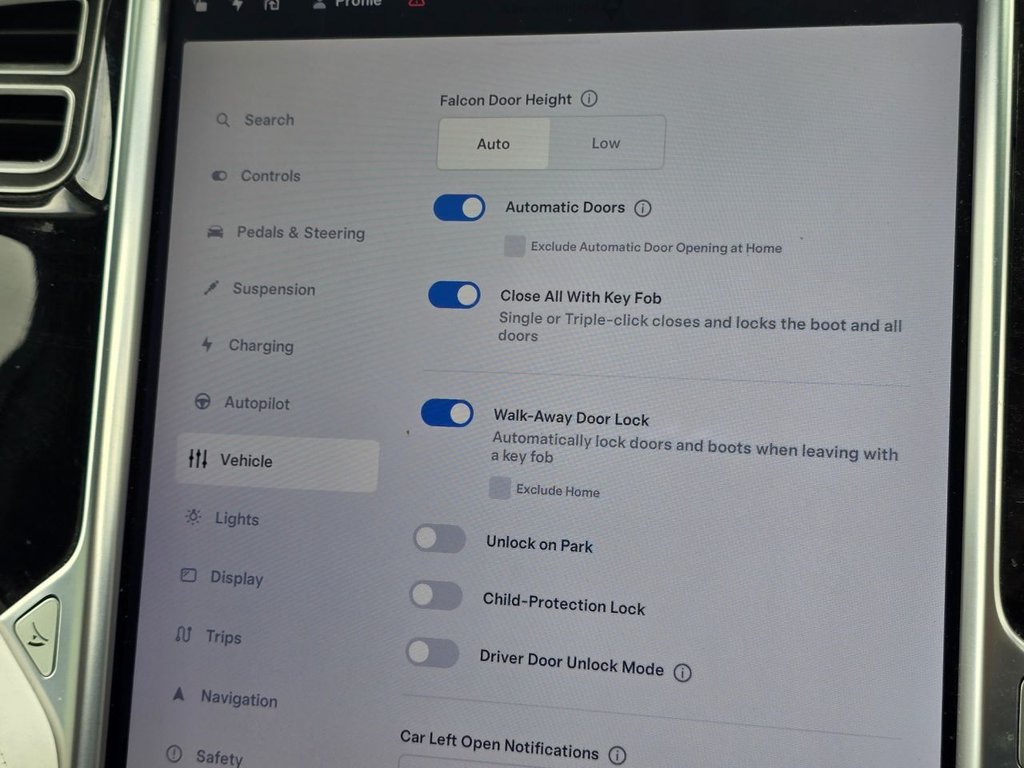Used Tesla Model X 2017 for sale - 76768136: Photo 18