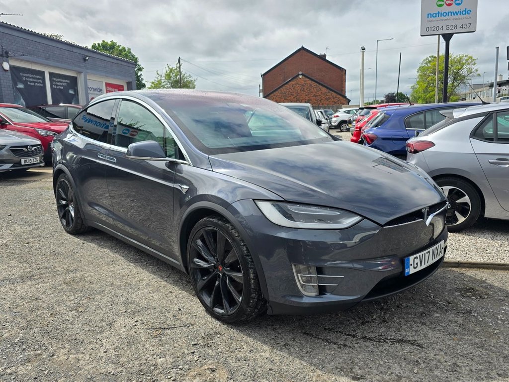 Used Tesla Model X 2017 for sale - 76768136: Photo 2
