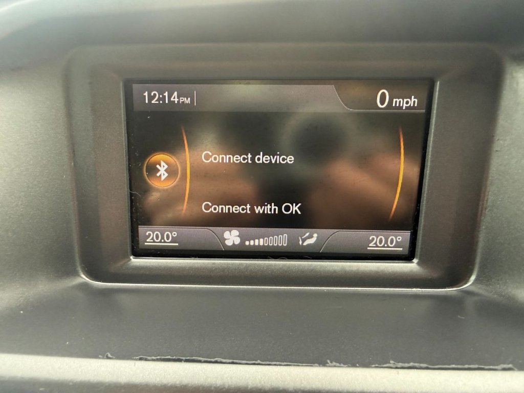 Used Volvo V40 2013 for sale - 78082598: Photo 19