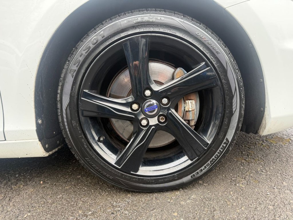 Used Volvo V40 2013 for sale - 78082598: Photo 8