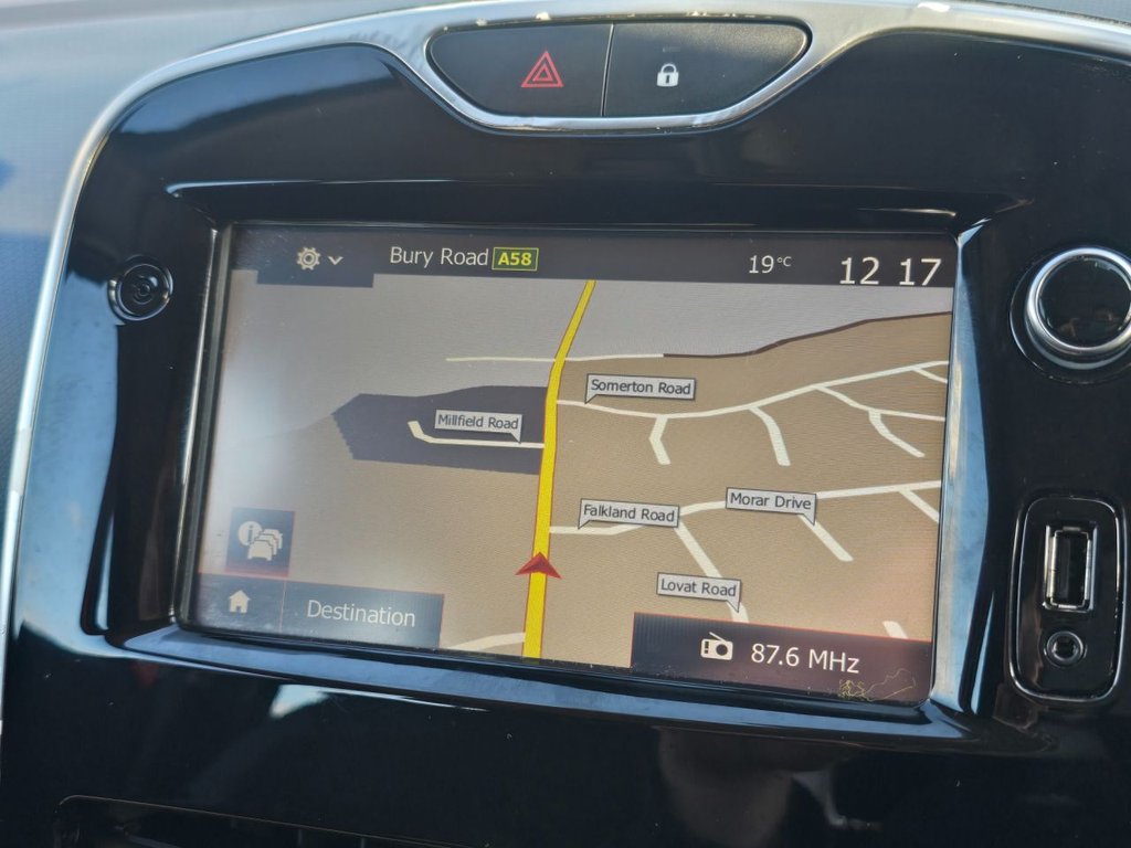 Used Renault Clio 2016 for sale - 76546369: Photo 19