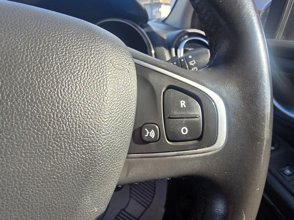 Used Renault Clio 2016 for sale - 76546369: Photo 22