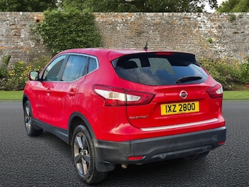 Used Nissan Qashqai 2015 for sale - 76867568: Photo