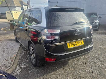 Used Citroen C4 Grand Picasso 2016 for sale - 76068378: Photo