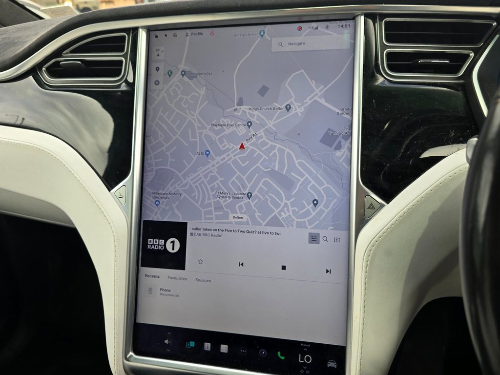 Used Tesla Model X 2017 for sale - 76048205: Photo 15