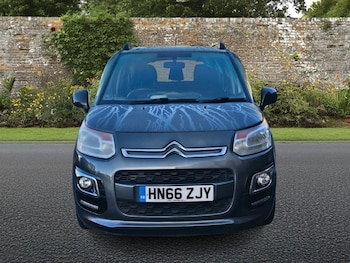 Used Citroen C3 Picasso 2017 for sale - 77276469: Photo