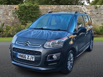 Used Citroen C3 Picasso 2017 for sale - 77276469: Photo