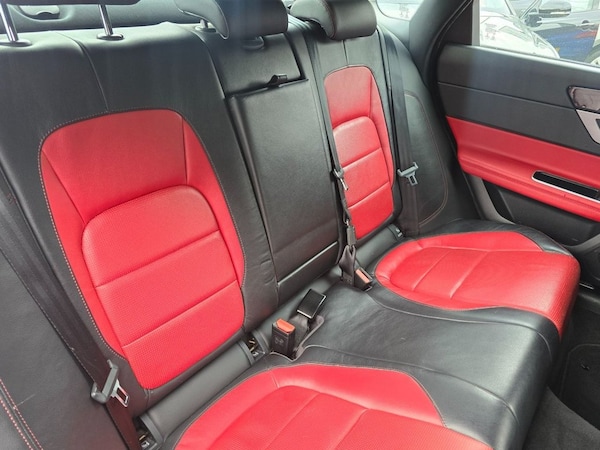 Used Jaguar XF 2017 for sale - 76068839: Photo 11