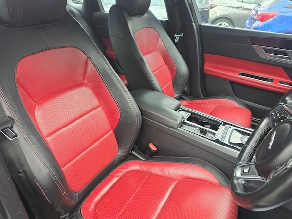 Used Jaguar XF 2017 for sale - 76068839: Photo 13