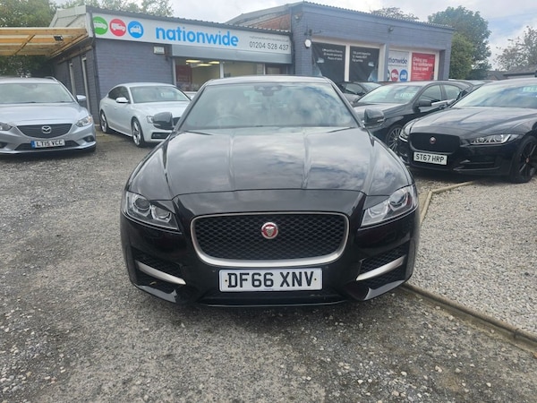 Used Jaguar XF 2017 for sale - 76068839: Photo 2