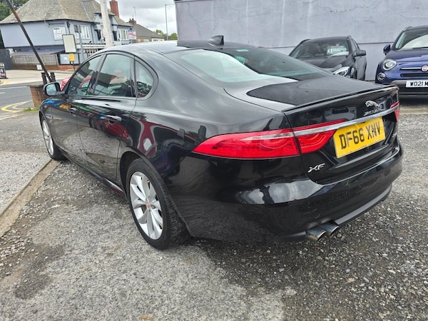 Used Jaguar XF 2017 for sale - 76068839: Photo 4