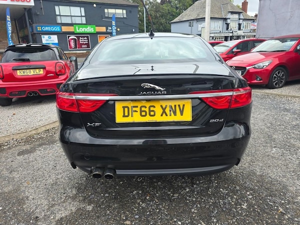 Used Jaguar XF 2017 for sale - 76068839: Photo 5