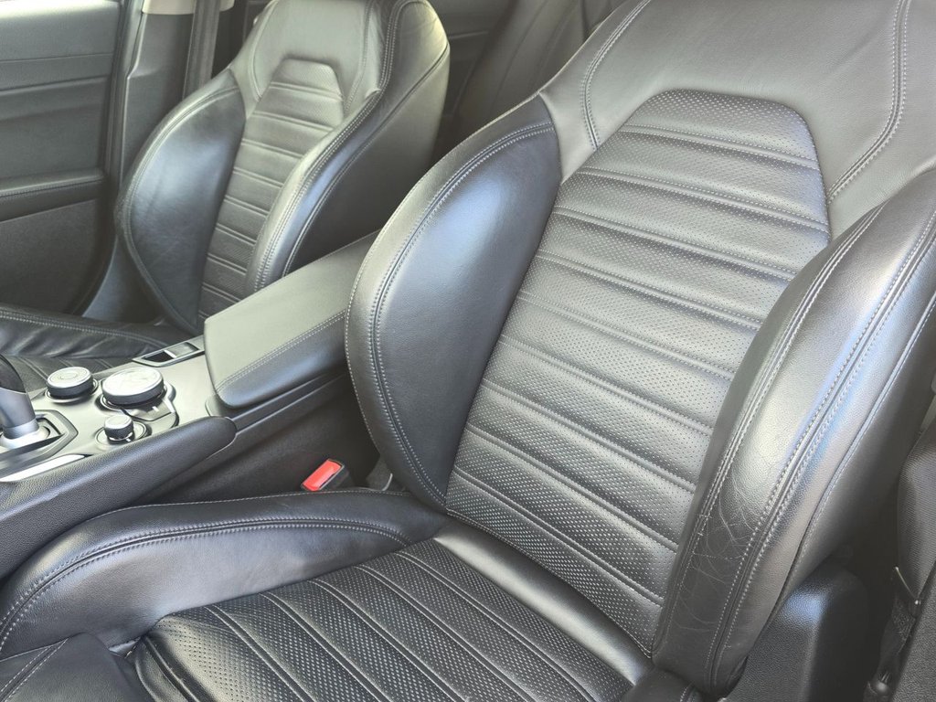 Used Alfa Romeo Giulia 2018 for sale - 76345222: Photo 11