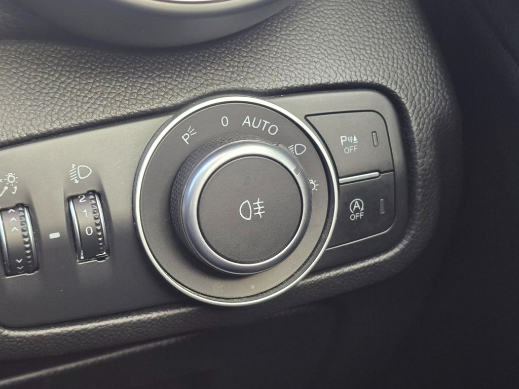 Used Alfa Romeo Giulia 2018 for sale - 76345222: Photo 16