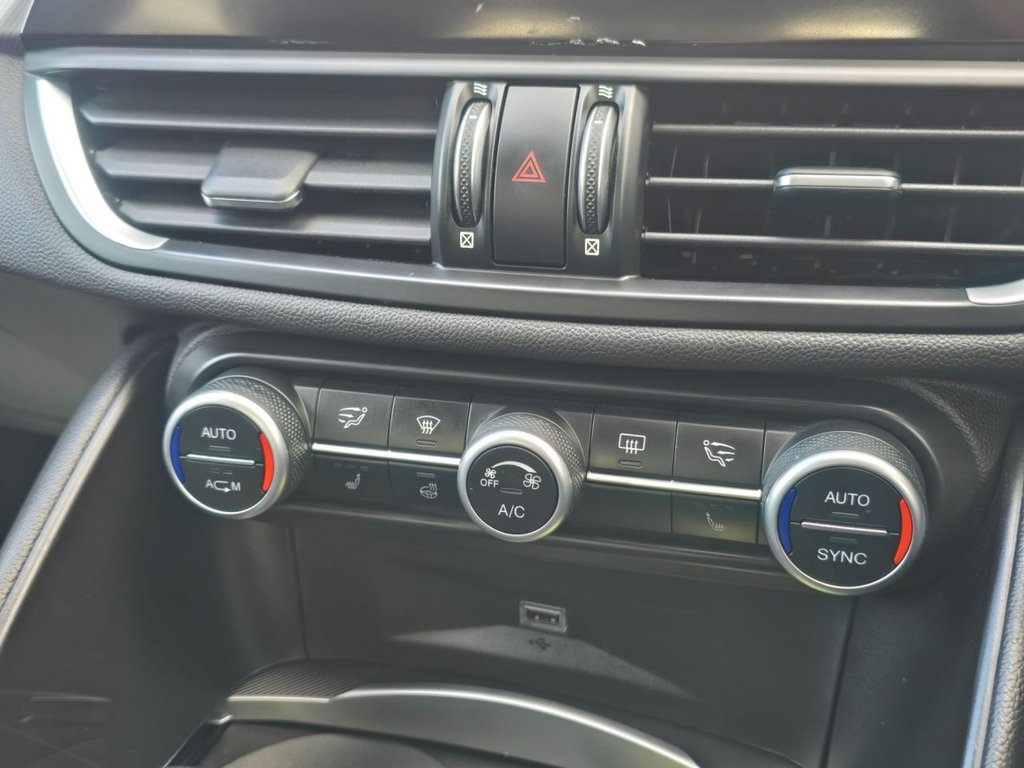 Used Alfa Romeo Giulia 2018 for sale - 76345222: Photo 18