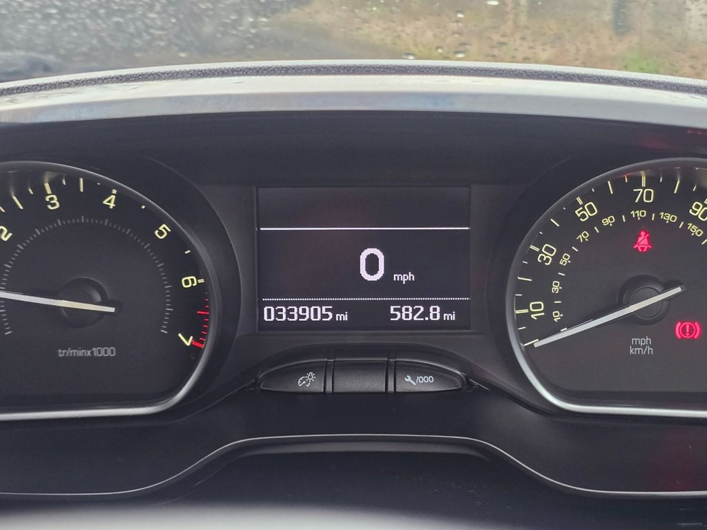 Used Peugeot 208 2019 for sale - 77276592: Photo 22