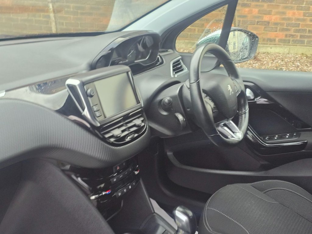 Used Peugeot 208 2019 for sale - 77276592: Photo 9