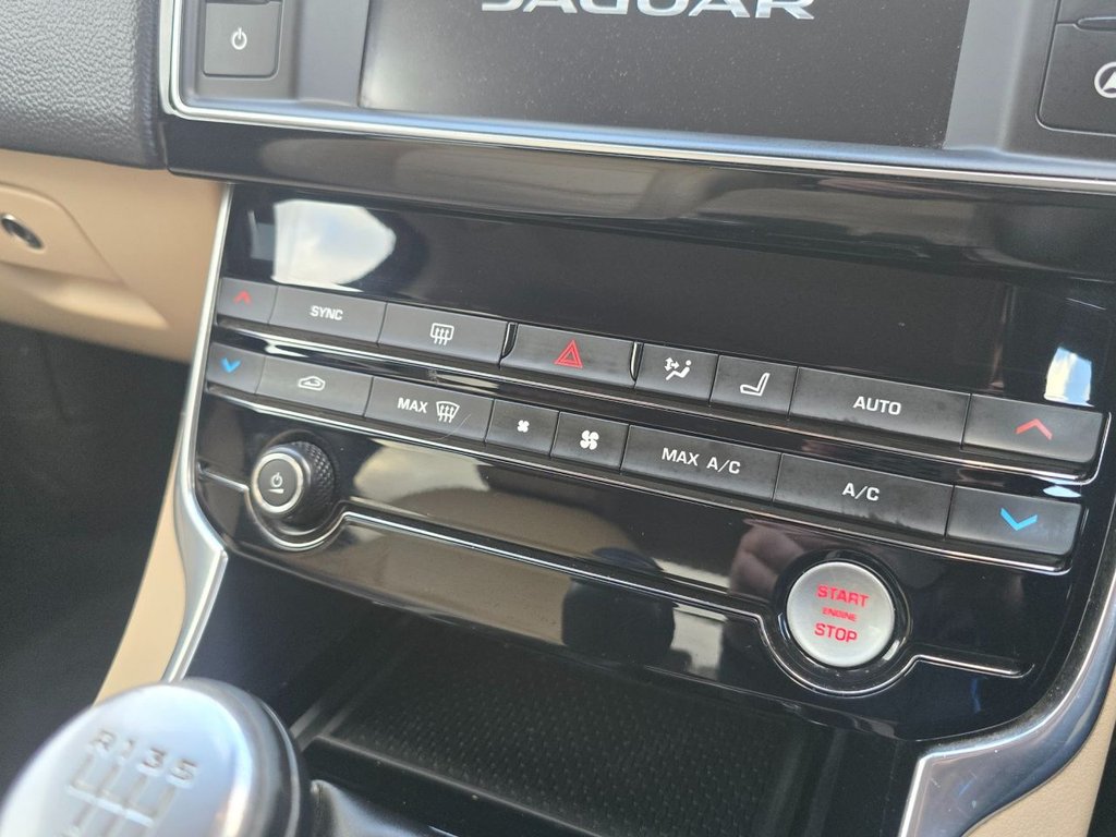 Used Jaguar XE 2016 for sale - 76356801: Photo 13