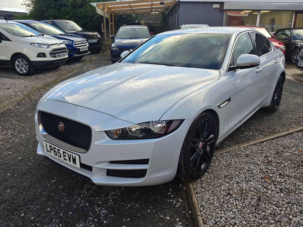 Used Jaguar XE 2016 for sale - 76356801: Photo 3