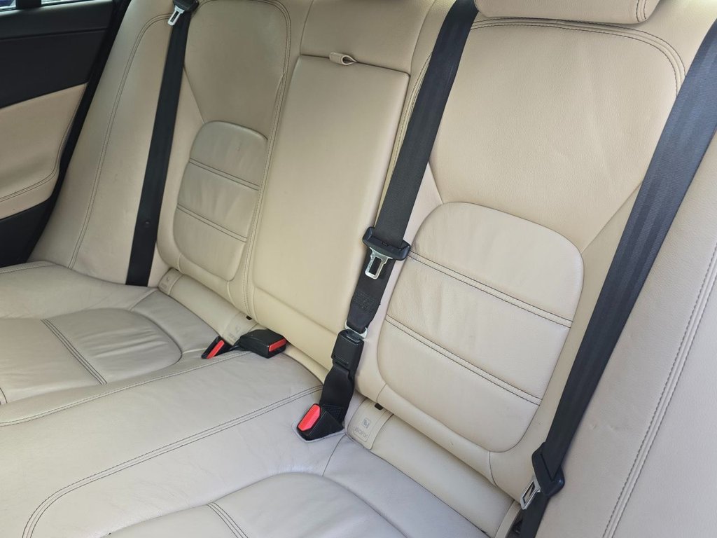 Used Jaguar XE 2016 for sale - 76356801: Photo 7