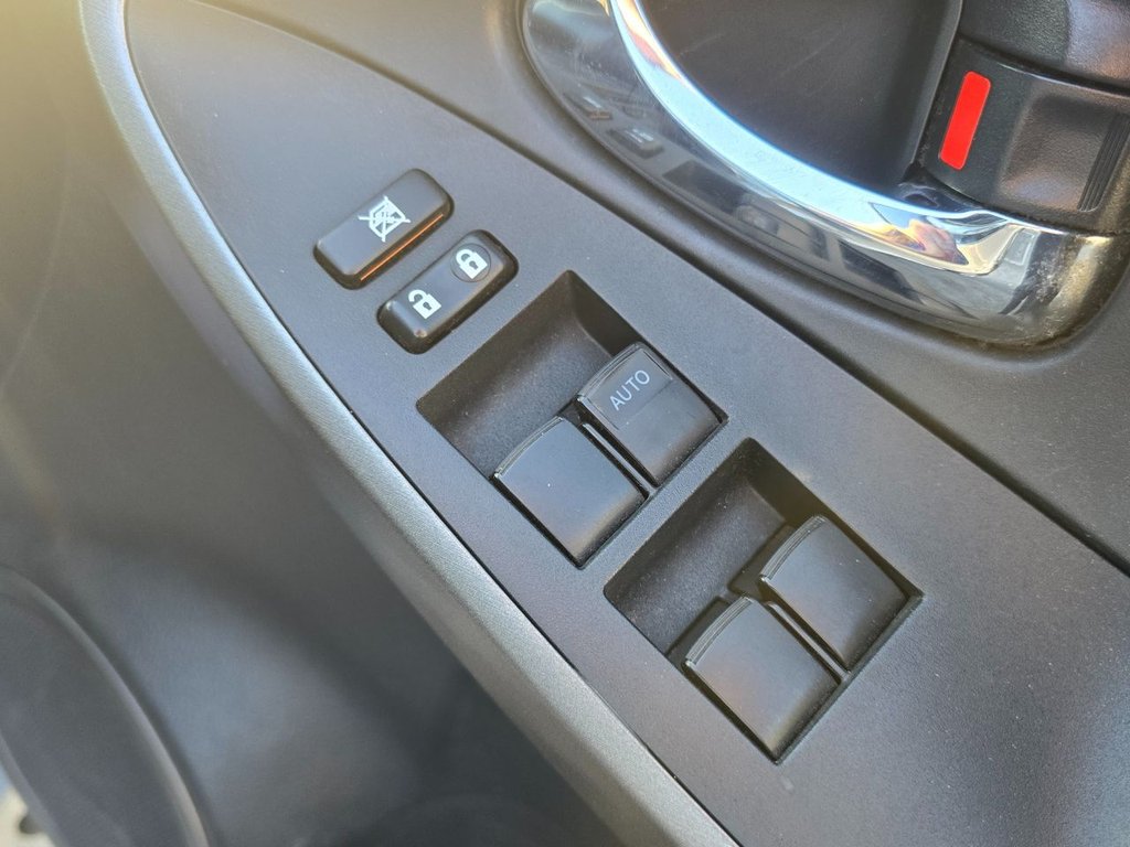 Used Toyota RAV4 2010 for sale - 76570561: Photo 15