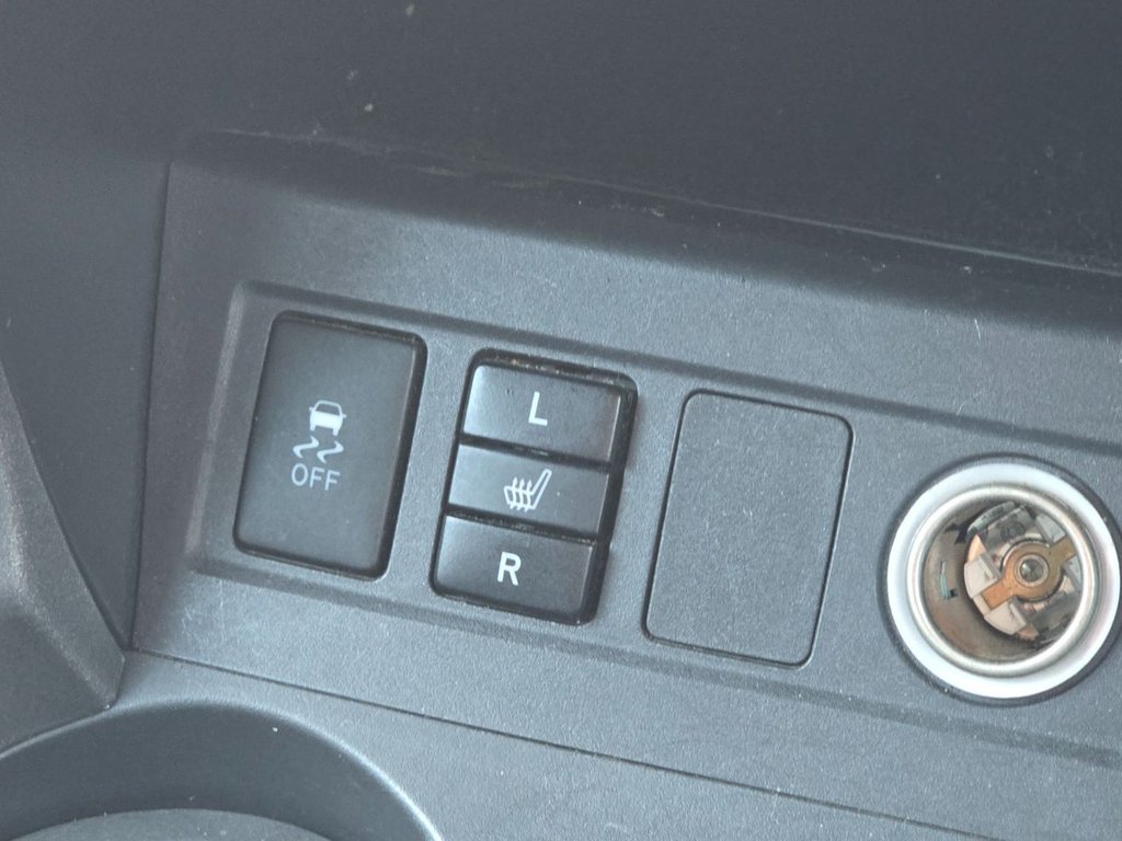 Used Toyota RAV4 2010 for sale - 76570561: Photo 17