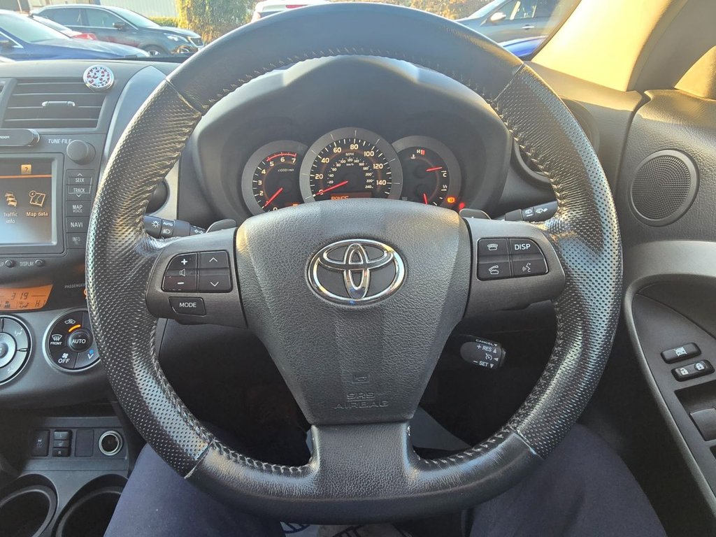 Used Toyota RAV4 2010 for sale - 76570561: Photo 21