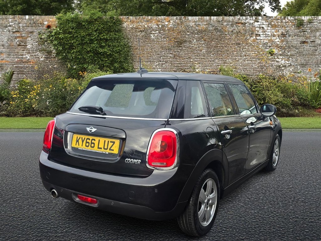 Used MINI Hatch 2016 for sale - 76739953: Photo 6