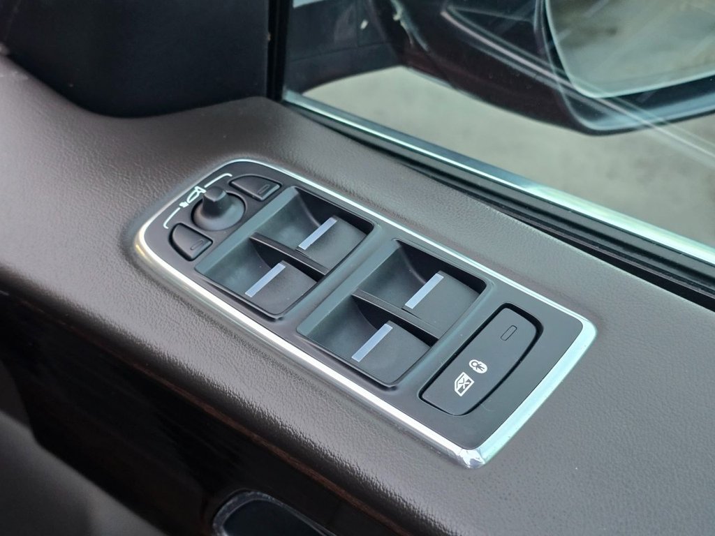 Used Jaguar F-Pace 2016 for sale - 76725066: Photo 17