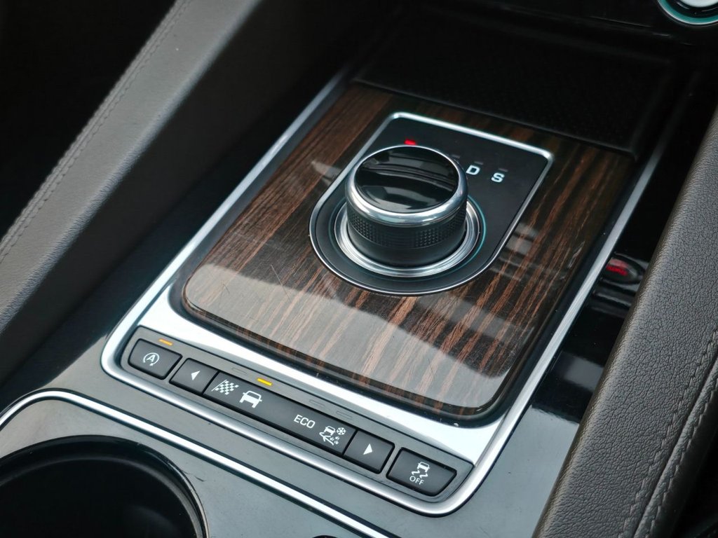 Used Jaguar F-Pace 2016 for sale - 76725066: Photo 18