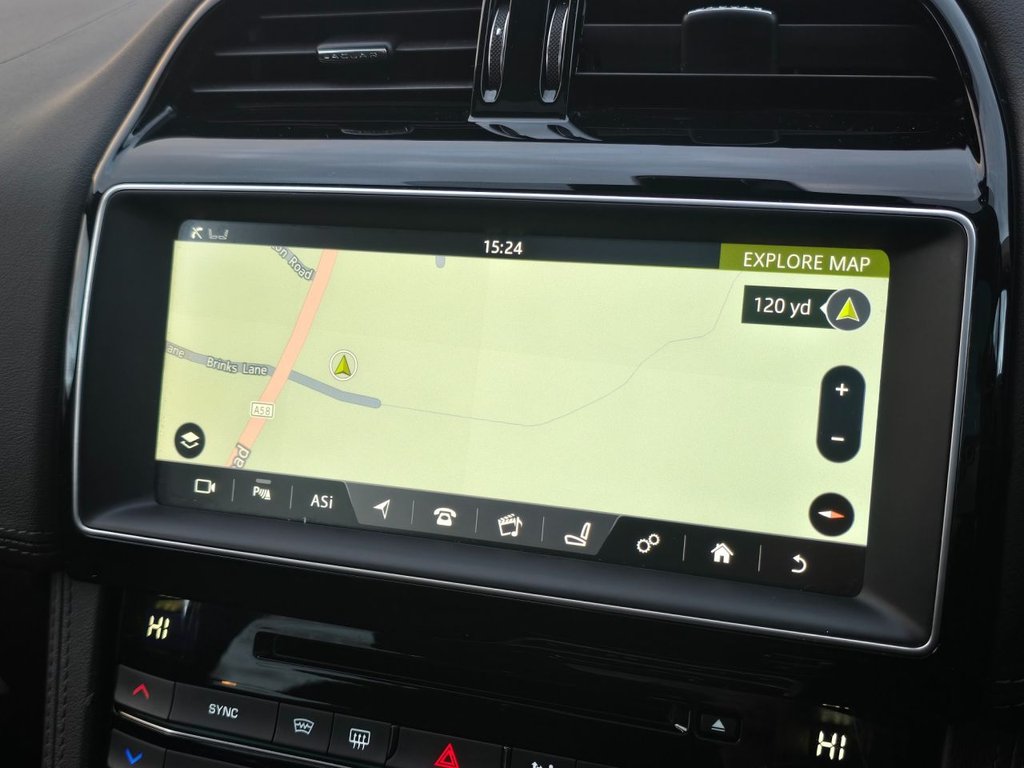 Used Jaguar F-Pace 2016 for sale - 76725066: Photo 21