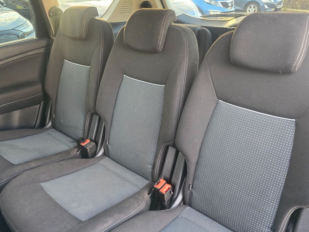 Used Ford S-Max 2011 for sale - 77249929: Photo 8