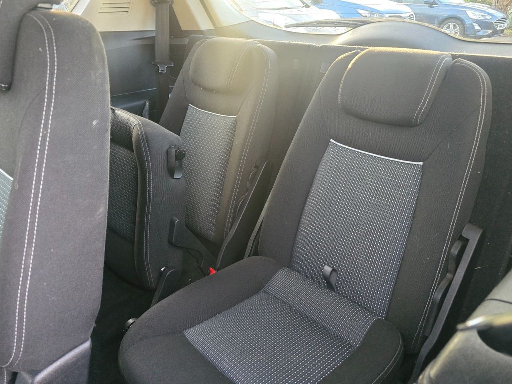 Used Ford S-Max 2011 for sale - 77249929: Photo 9