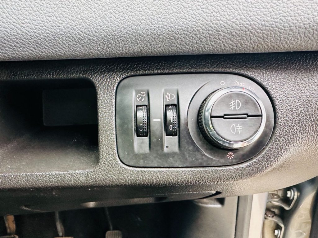 Used Vauxhall Meriva 2013 for sale - 76406300: Photo 15