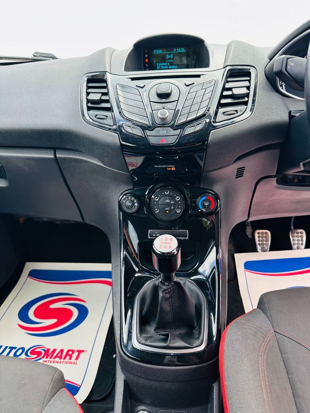 Used Ford Fiesta 2014 for sale - 76406191: Photo 11