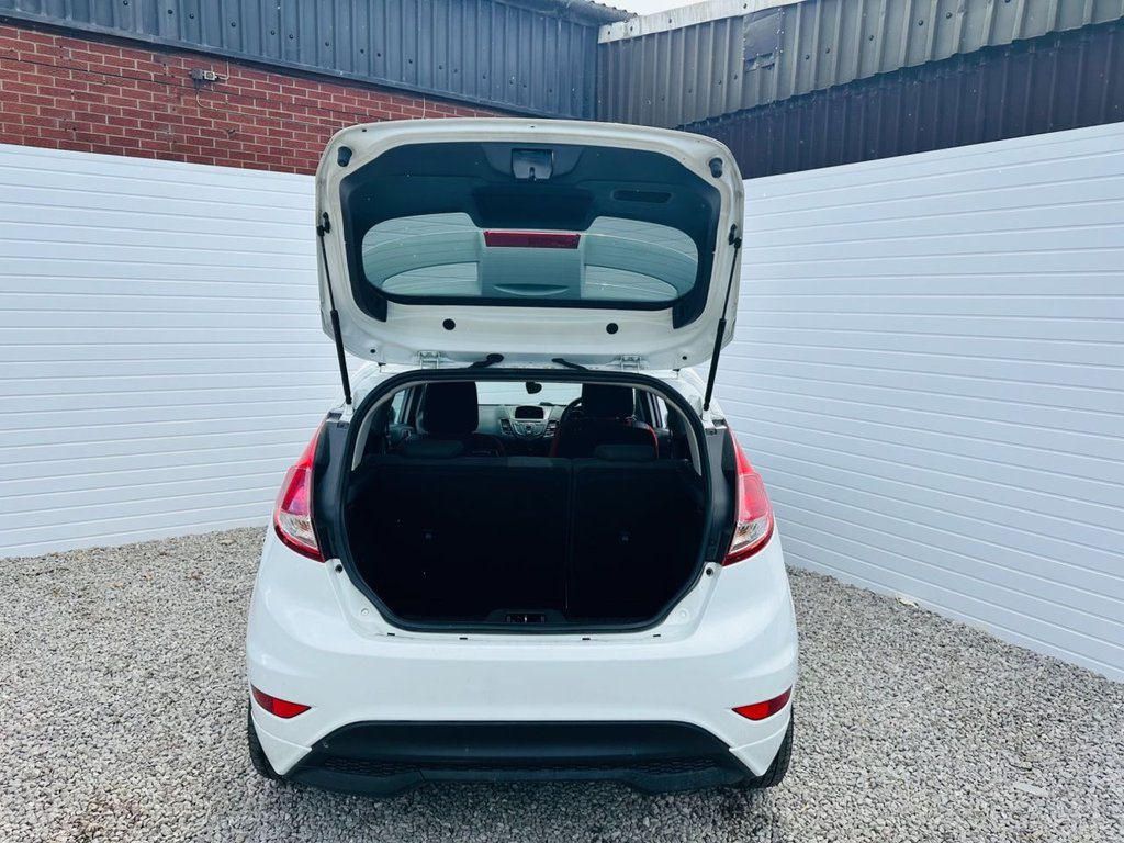 Used Ford Fiesta 2014 for sale - 76406191: Photo 6