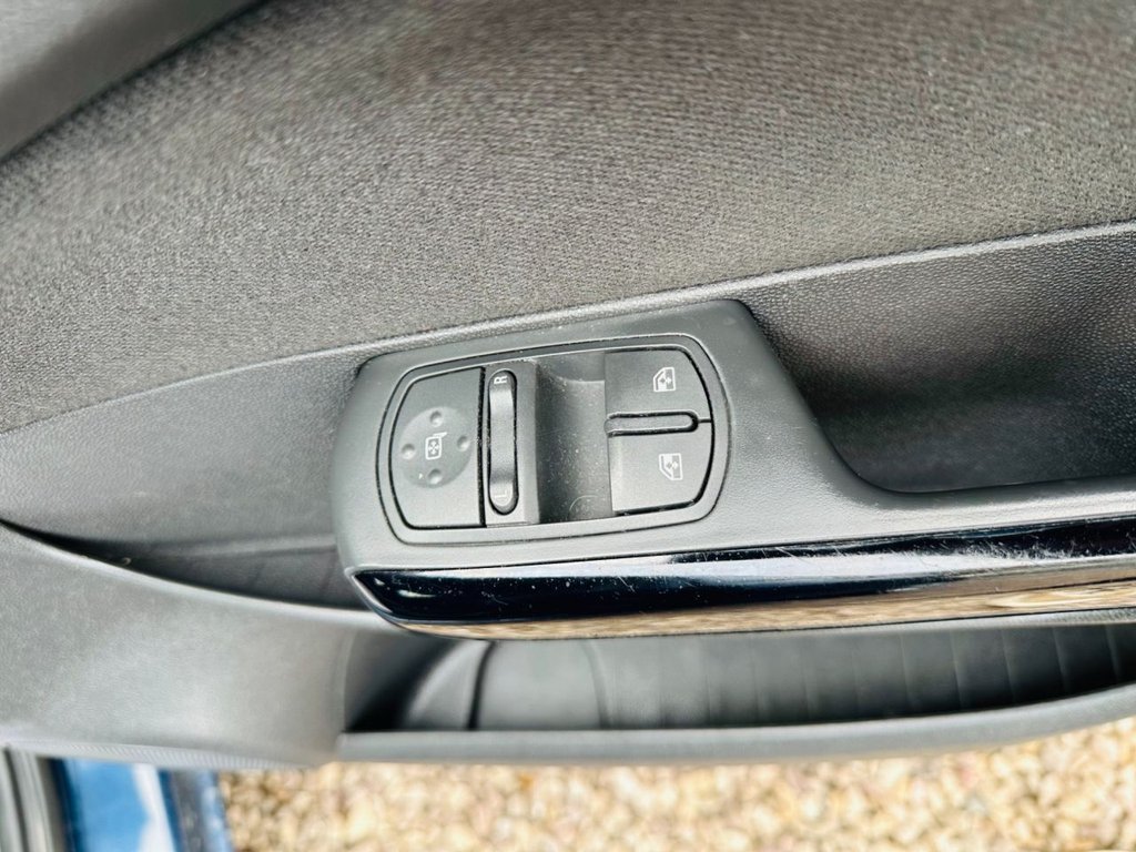 Used Vauxhall Corsa 2014 for sale - 76406407: Photo 12