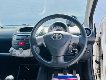 Used Toyota AYGO 2012 for sale - 79607815: Photo