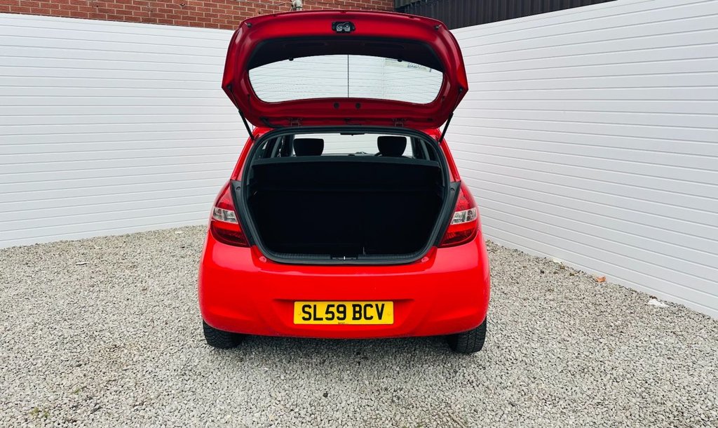 Used Hyundai i20 2009 for sale - 76406295: Photo 5