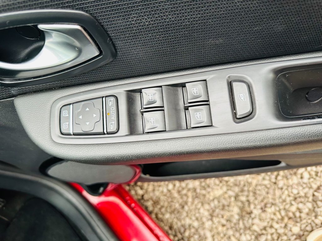 Used Renault Clio 2016 for sale - 77748466: Photo 20