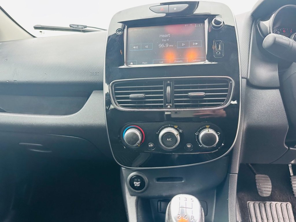 Used Renault Clio 2017 for sale - 76406235: Photo 19