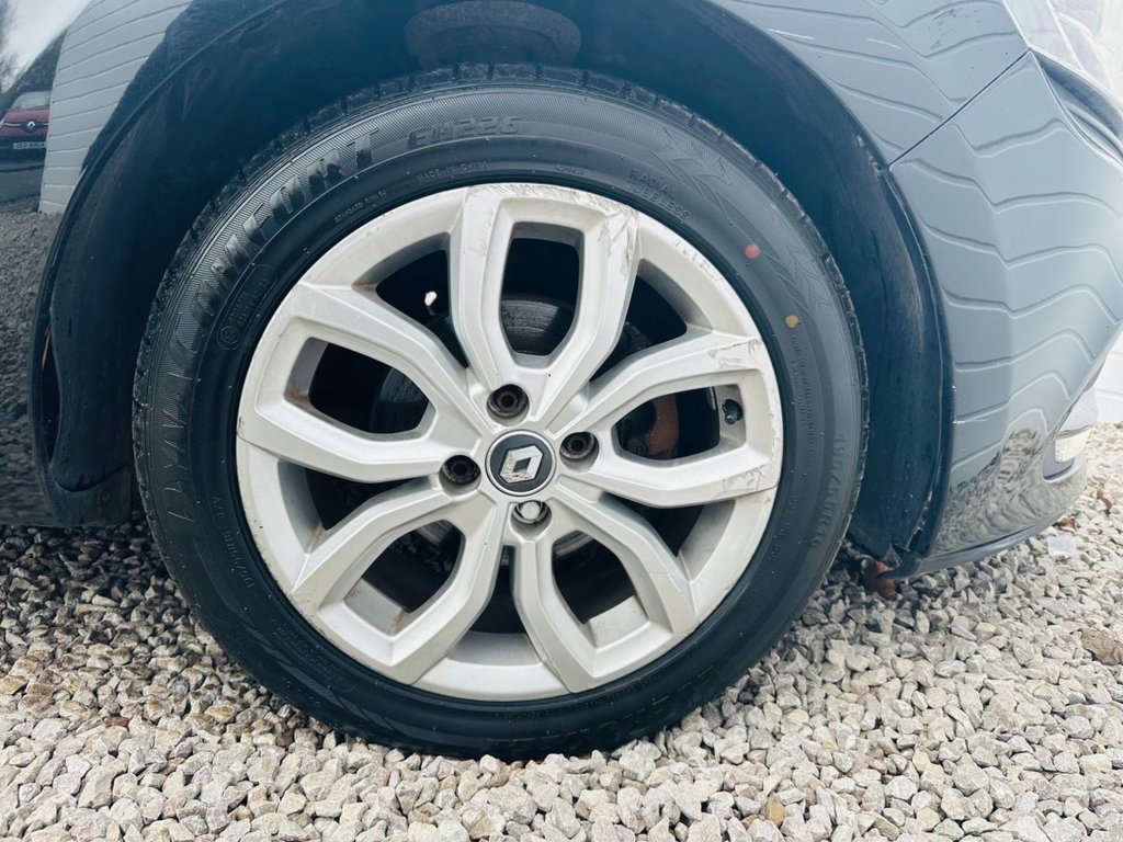 Used Renault Clio 2017 for sale - 76406235: Photo 22