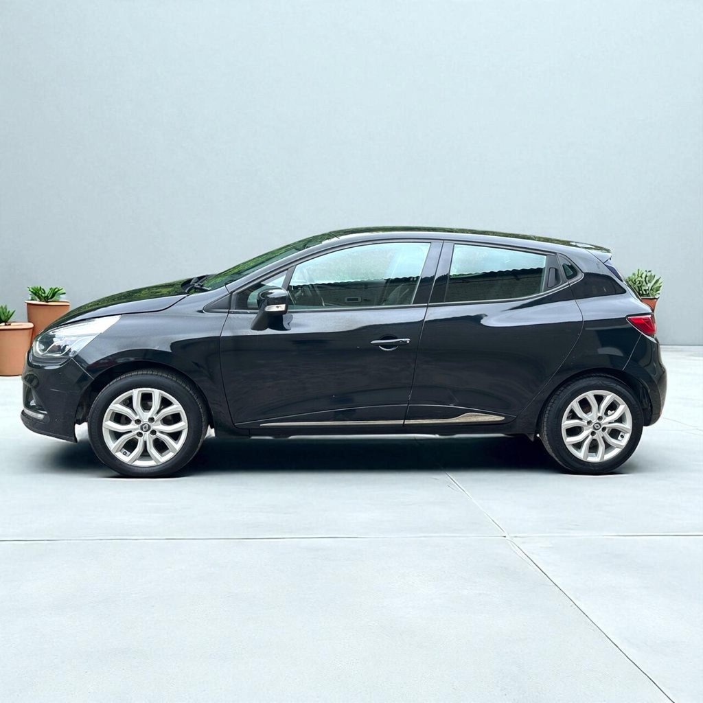 Used Renault Clio 2017 for sale - 76406235: Photo 5