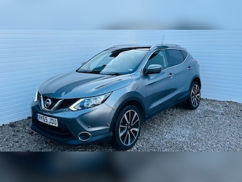 Used Nissan Qashqai 2015 for sale - 77239373: Photo