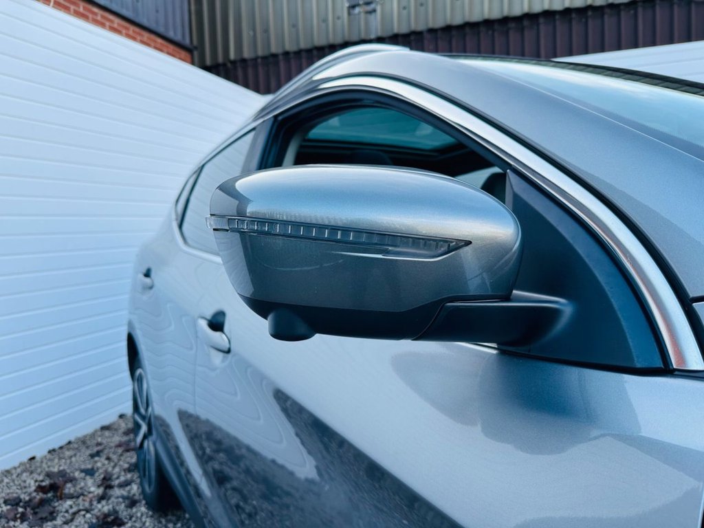 Used Nissan Qashqai 2015 for sale - 77239373: Photo 22