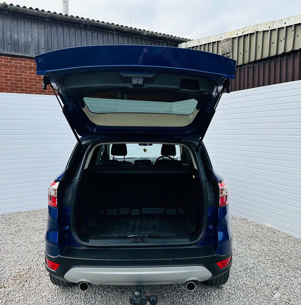 Used Ford Kuga 2017 for sale - 76406230: Photo 25