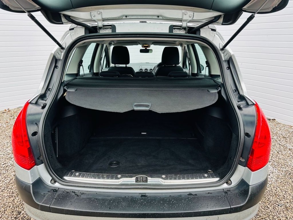 Used Peugeot 308 2011 for sale - 77346763: Photo 14