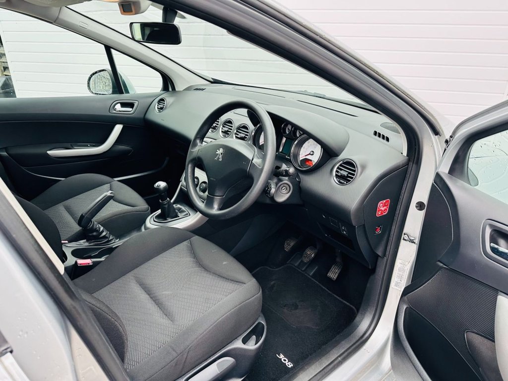 Used Peugeot 308 2011 for sale - 77346763: Photo 16